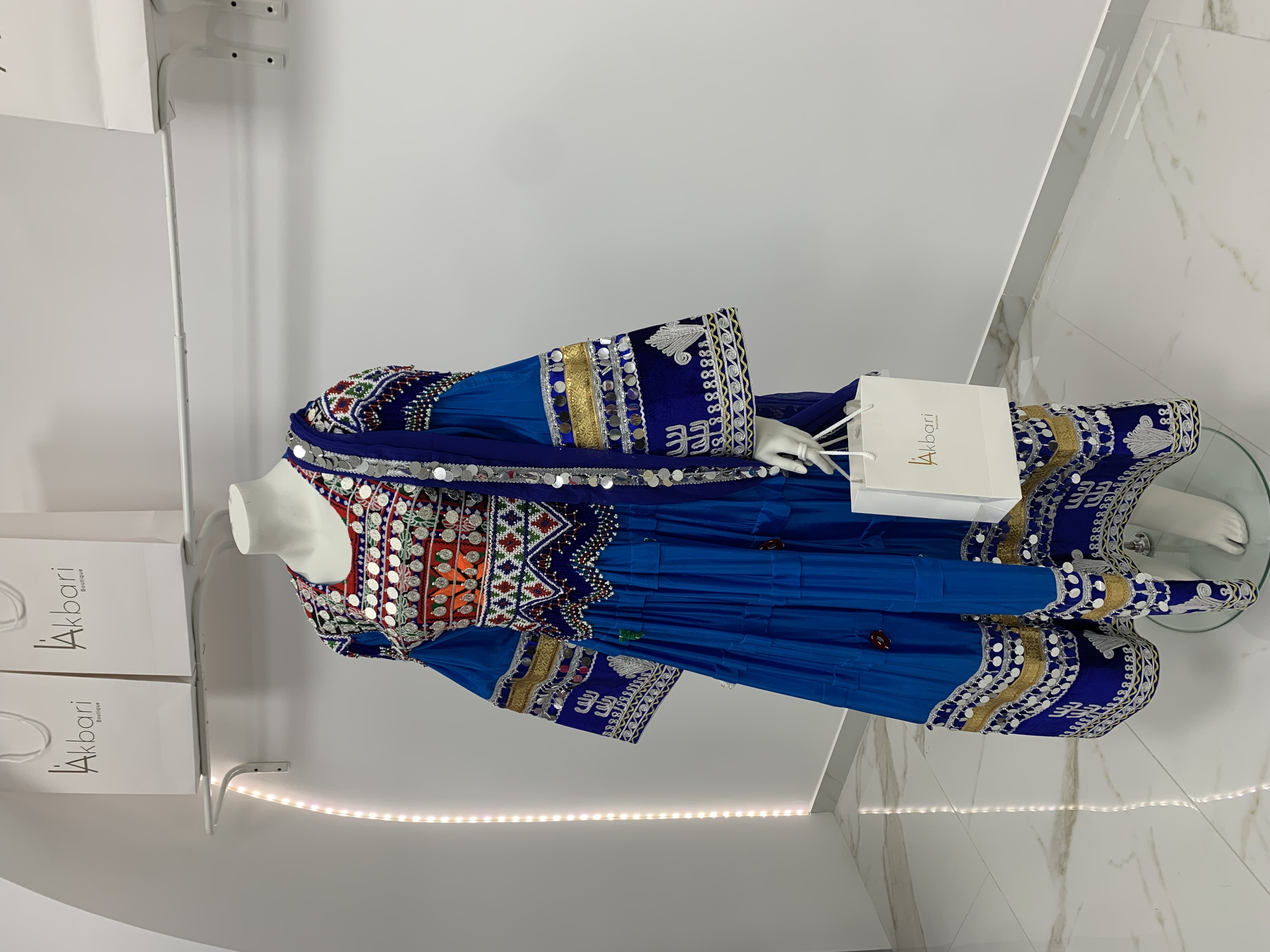 Traditionele Afghaanse jurk - zijkant